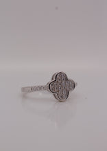 Elegant Silver Clover Ring