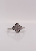 Elegant Silver Clover Ring
