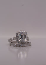 Luxury Emerald-Cut Bridal Ring Set