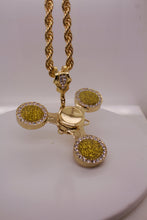 SPINNING GOLD GLITTER PENDANT NECKLACE